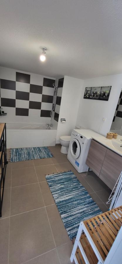 Appartement Avec Balcon/Terrasse Monteux Bagian luar foto